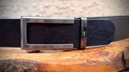 TauroLuna Azabache Leather Belt – Bold Sophistication in the Luna Collection