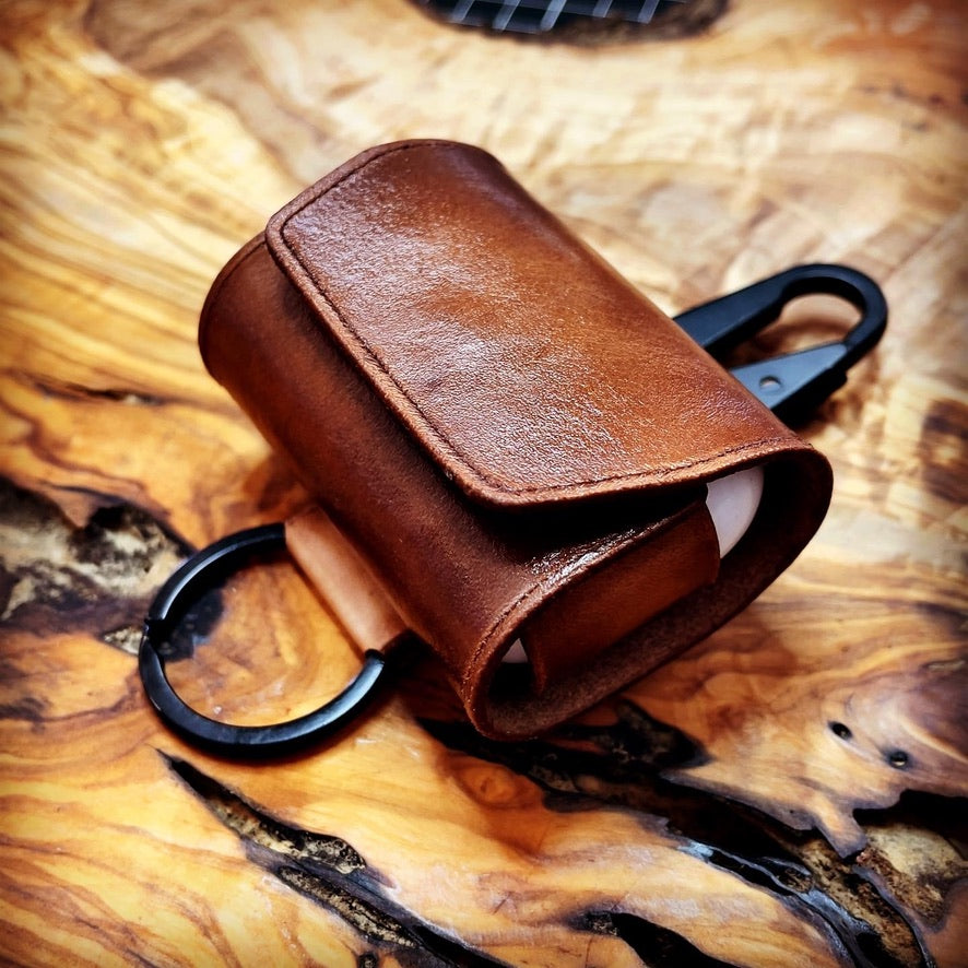 TauroLuna Leather AirPods Case – Protection with Unmatched Style